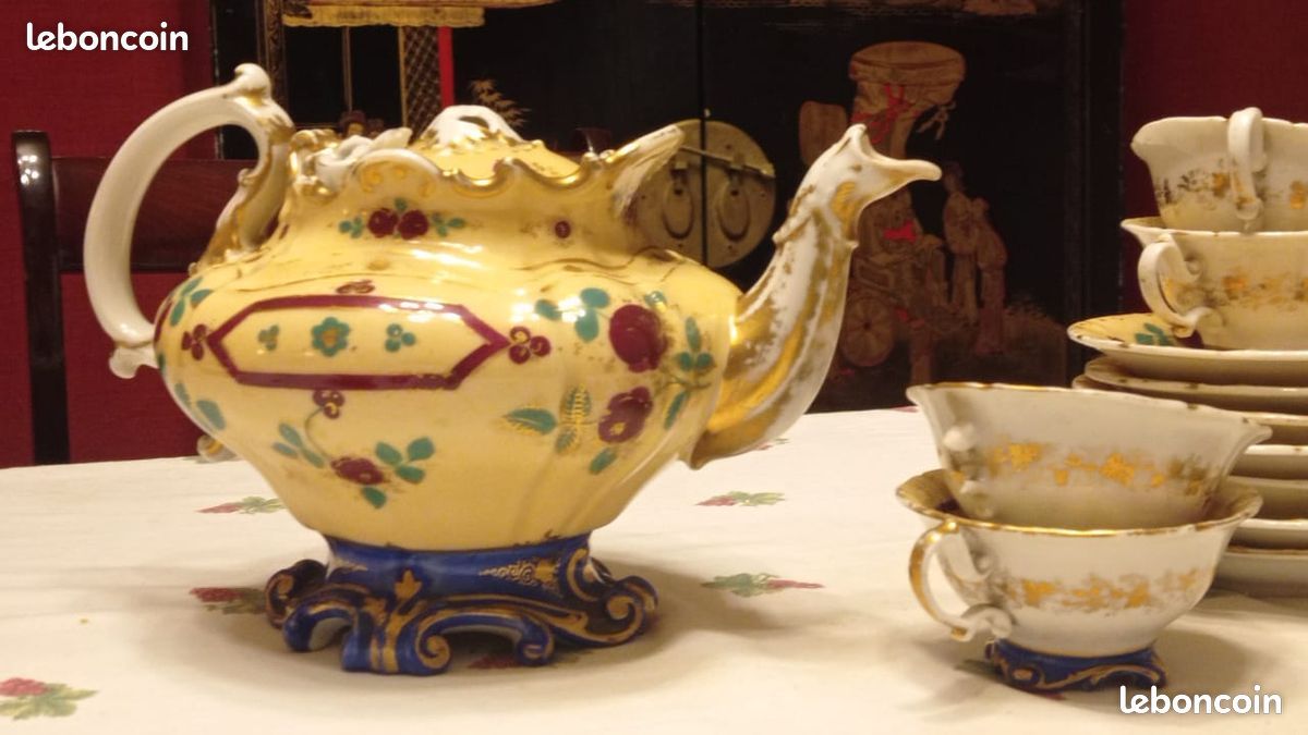Service à thé rococo (image 2)