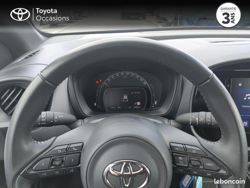 Toyota Aygo X 1.0 VVT-i 72ch Dynamic MY23 (image 13)