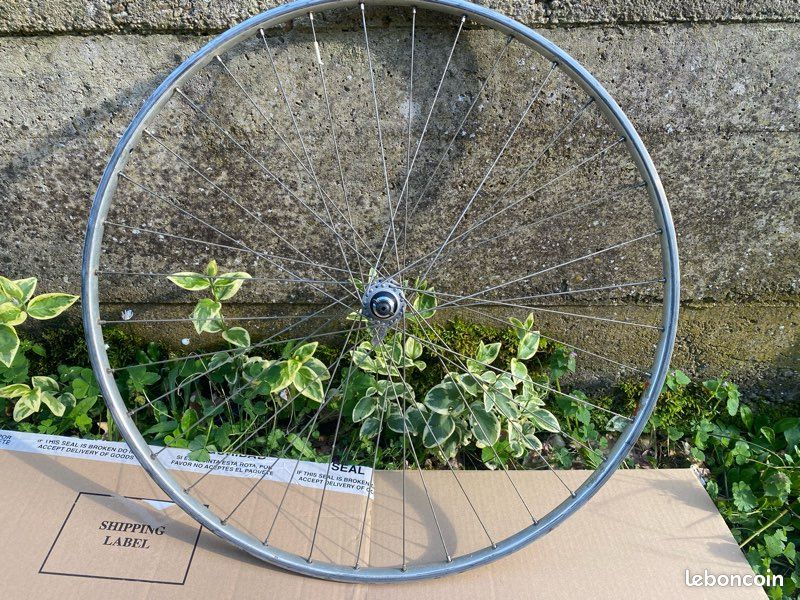 Paire De Roues Mavic Venus 700c – Bleu Anodisé, Course & Chrono