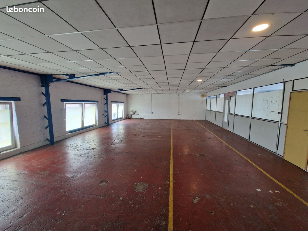 Atelier lumineux 80 m² – accès monte-charge – Roubaix (image 1)