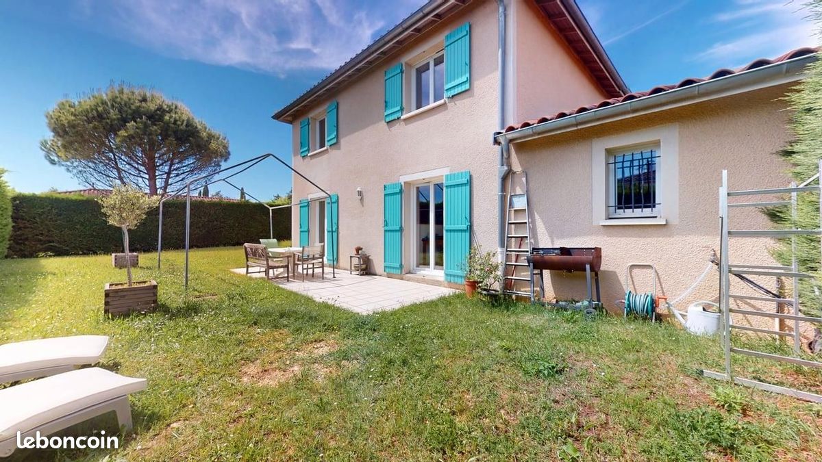 Maison 4 pièces 123 m² · à Saint-Didier-de-Formans · 123 m² · 359 000 €