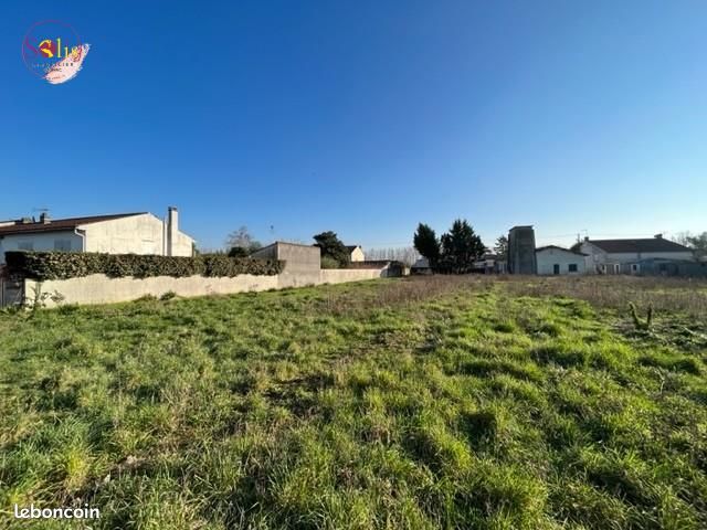 Terrain 531 m² Cognac (image 1)