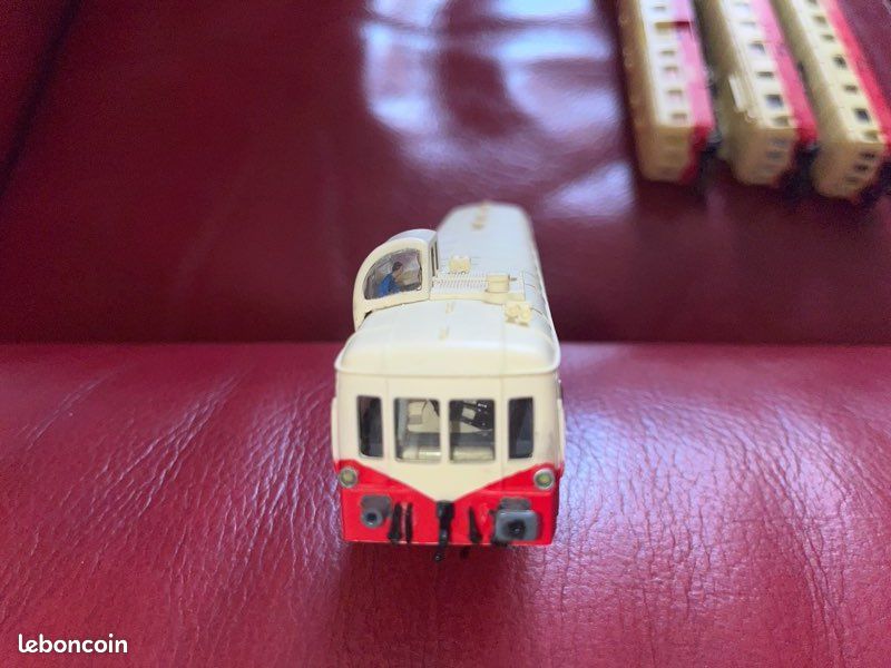 Autorail X 3800 X 3940 PICASSO - Questions et Réponses - Forum 3Rails