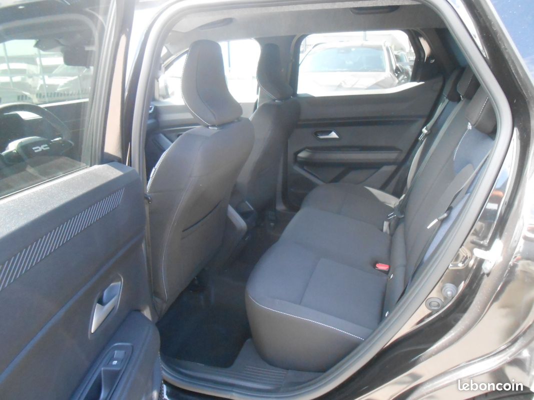 DACIA Duster Hybrid 140 Journey 4 X 2 (image 14)