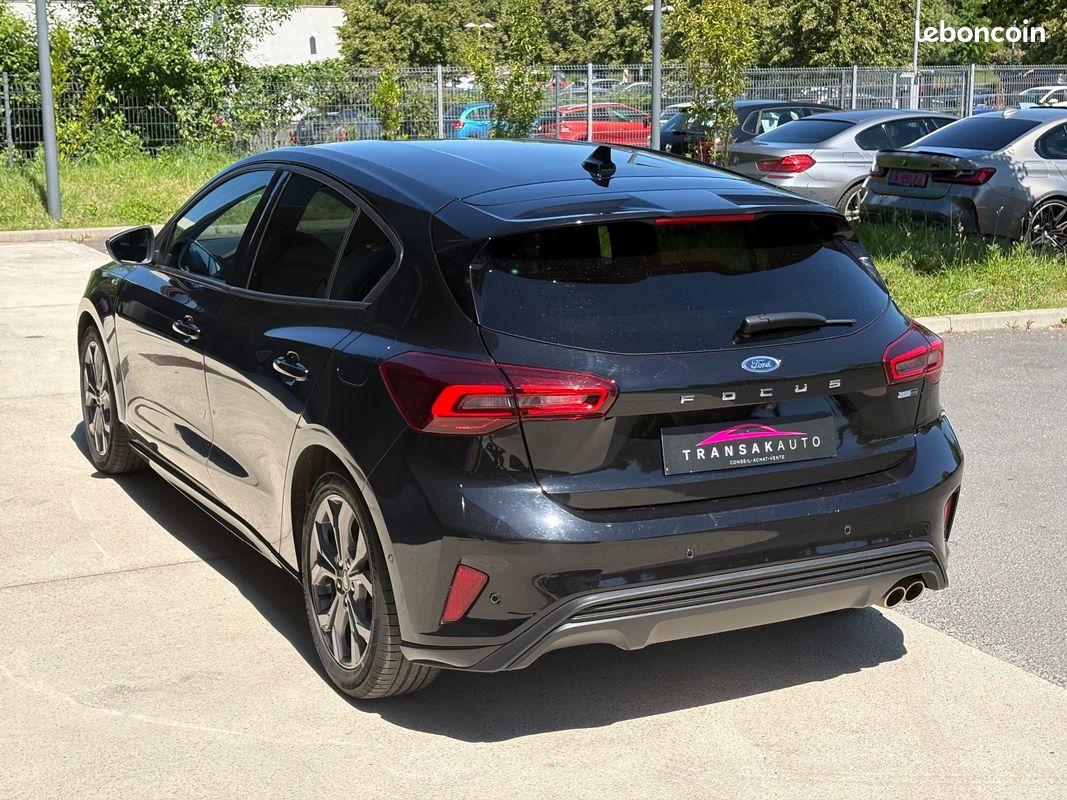FORD FOCUS 1.0 Flexifuel 125 SS mHEV ST-Line Design / Park Assist / Caméras de recul / Sièges Chauffant / App (image 9)
