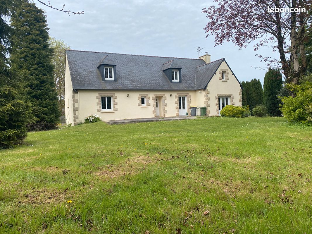 Maison 8 pièces 243 m² · à Lanvallay · 243 m² · 518 760 €