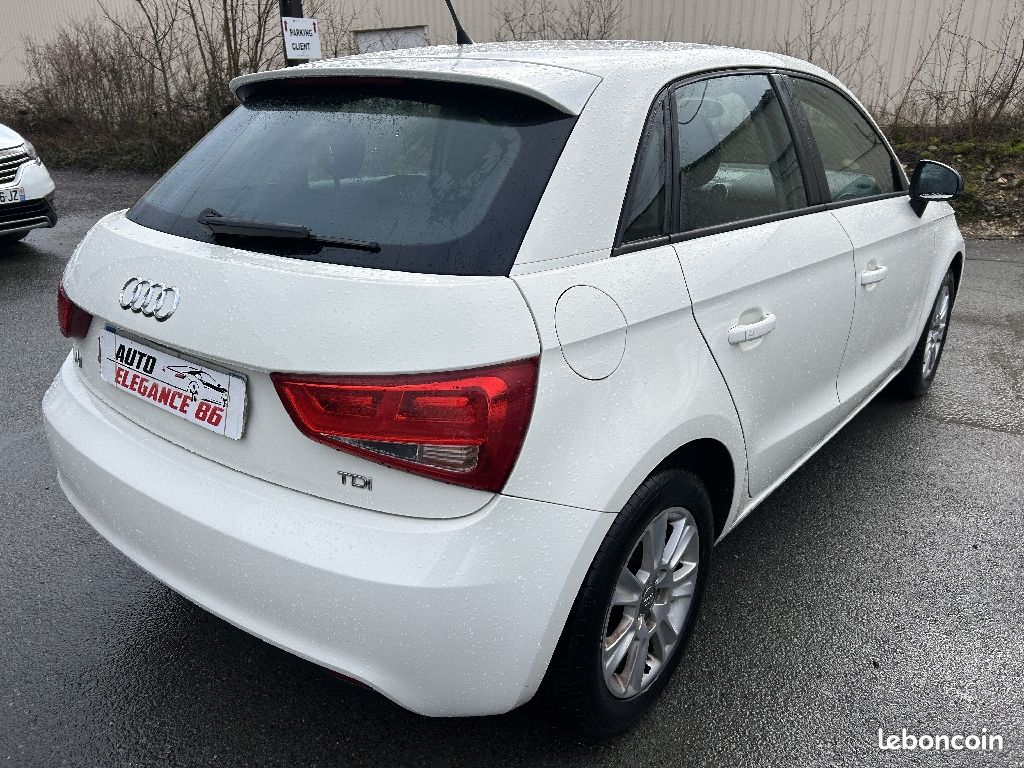 Audi A1 sportback 1.6 TDI 90 Attraction (image 4)