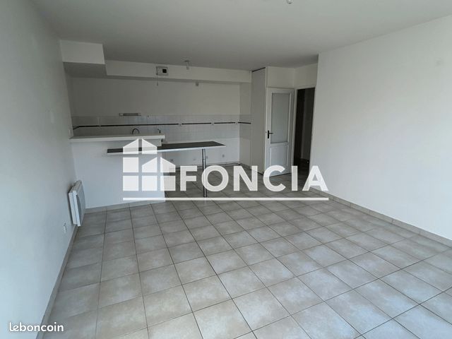 Appartement 4 pièces 76 m² · à Dinan · 76 m² · 890 €/mois