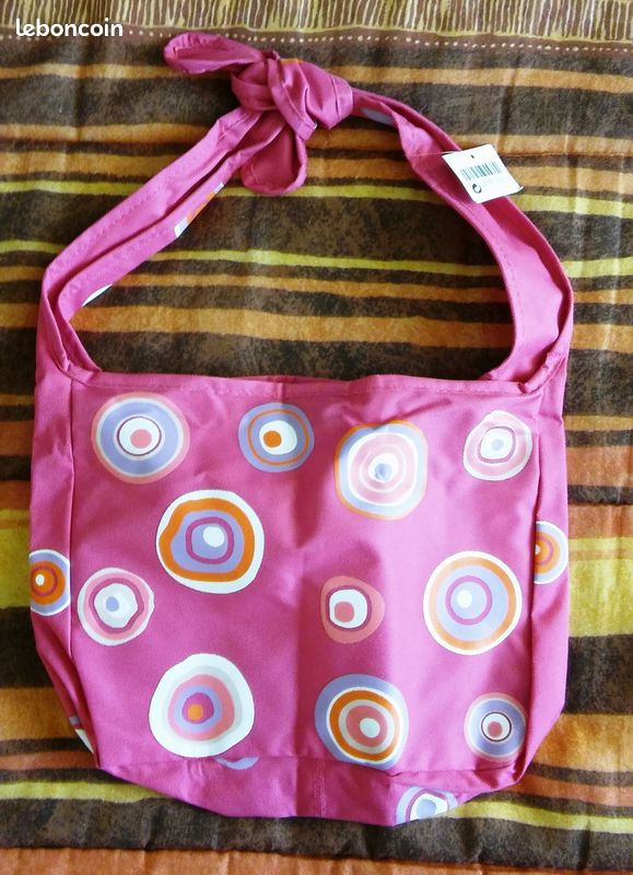 Sac rose NEUF avec étiquette (image 2)