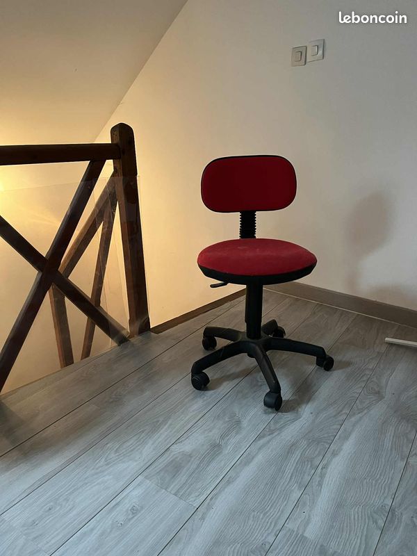Chaise de bureau (image 1)