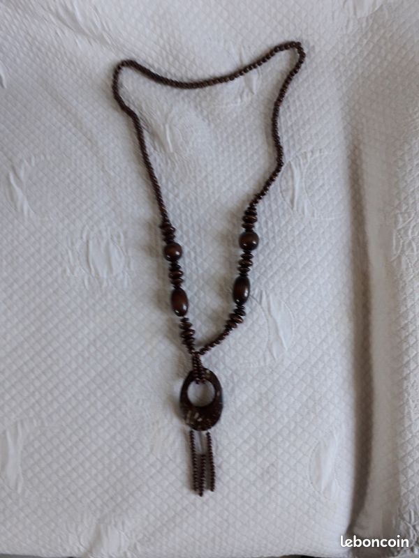 Collier fantaisie style africain (image 1)