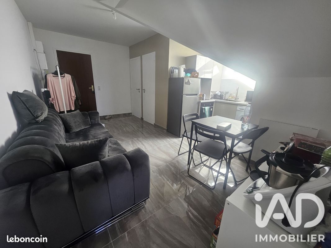 Appartement 3 pièces 37 m² · à Savigny-sur-Orge · 37 m² · 1 050 €/mois