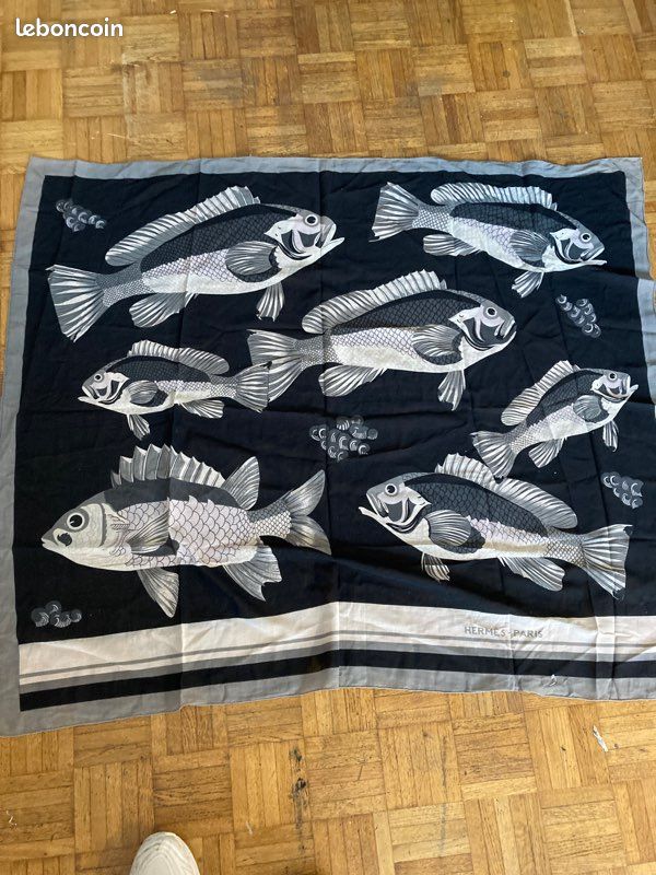 Grand foulard hermes (image 1)