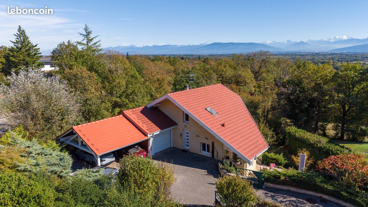 Maison 5 pièces 168 m² · à Crozet · 168 m² · 735 000 €