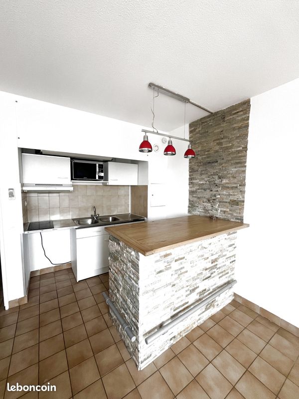 Appartement 1 pièce 22 m² · à Nîmes · 22 m² · 450 €/mois
