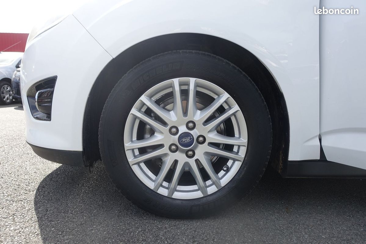 Ford C-MAX 1.6 TDCI 115CH FAP TITANIUM X (image 22)