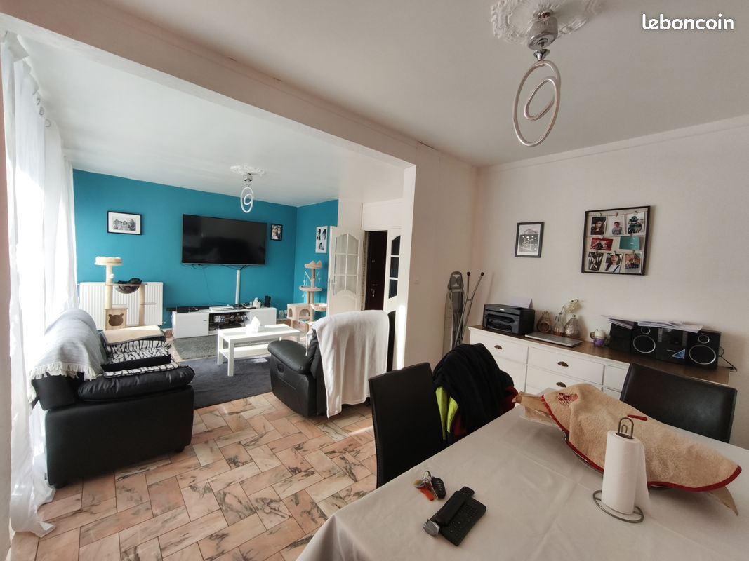 Appartement 4 pièces 86 m² · à Saint-Étienne · 86 m² · 100 000 €