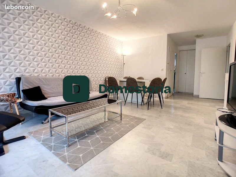 Appartement 3 pièces 66 m² · à Saint-Raphaël · 66 m² · 1 290 €
