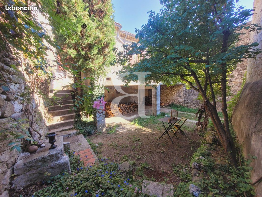 Maison 4 pièces 115 m² · à Grignan · 115 m² · 257 000 €