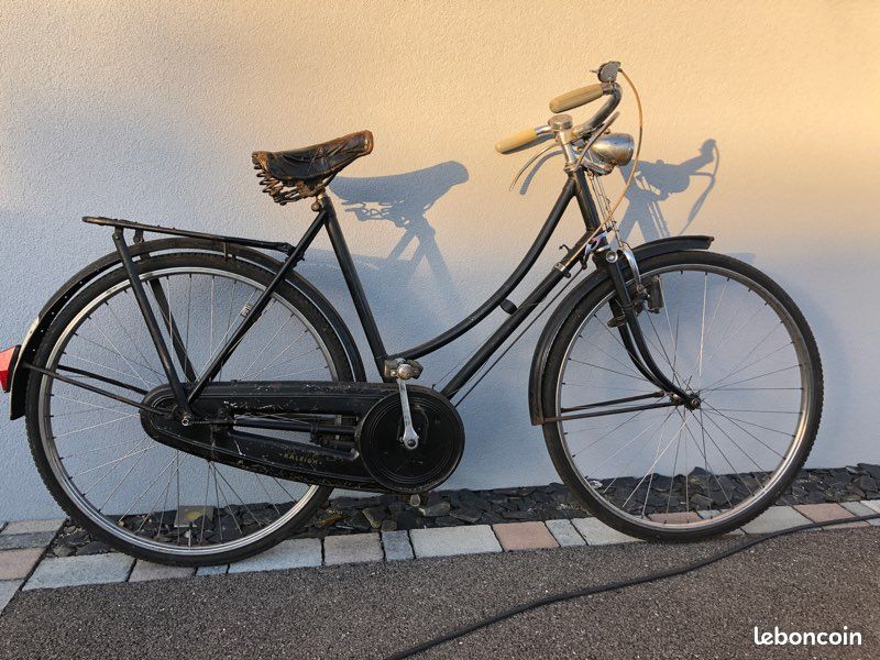 VELO ANCIEN FABRICATION ANGLAISE NOTTINGHAM RALEIGH SPORTS 1970 L1908