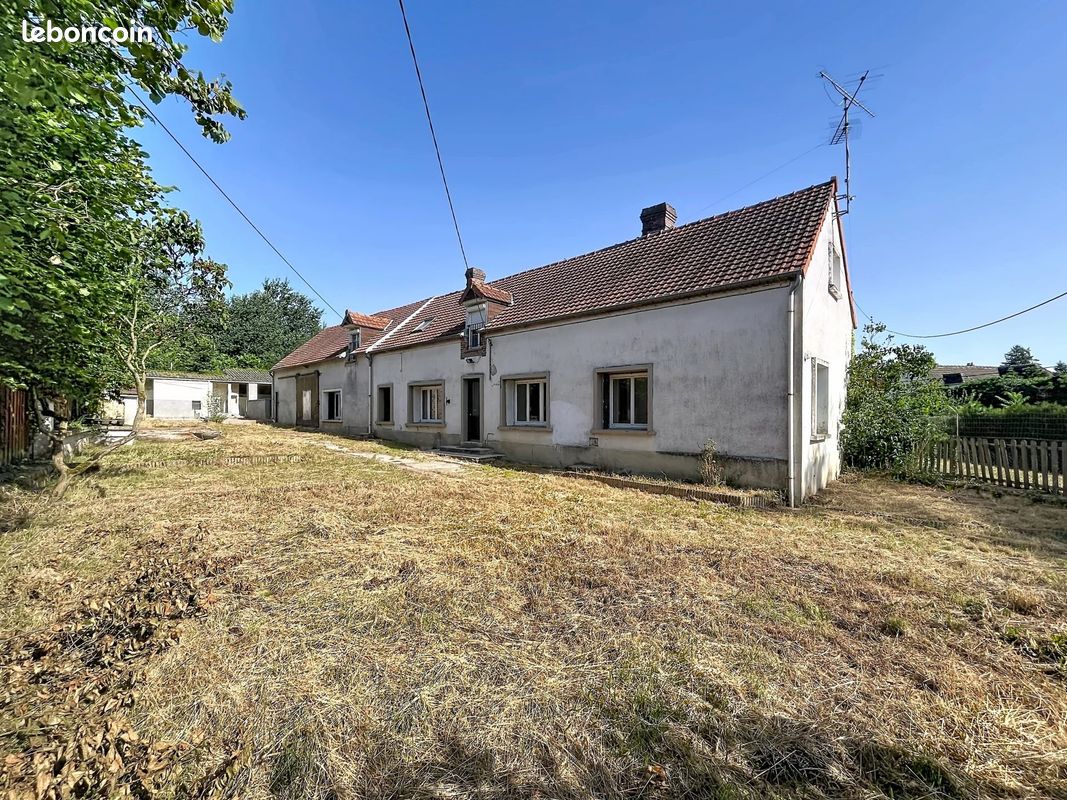 Maison 7 pièces 166 m² · à Presles-Et-Thierny · 166 m² · 149 500 €