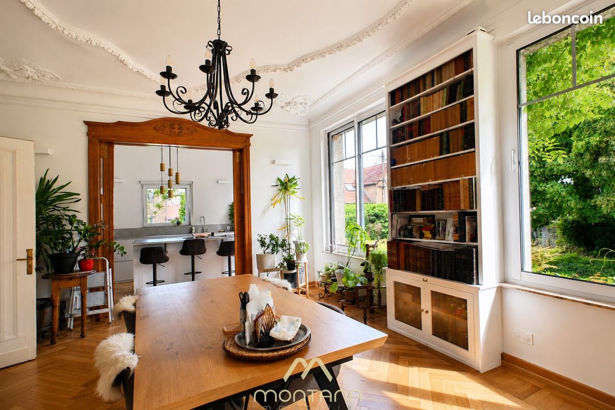 Maison 10 pièces 228 m² · à Florange · 228 m² · 438 000 €