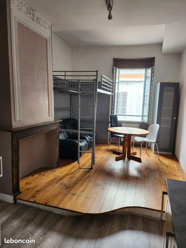 Appartement 1 pièce 25 m² · à Tarbes · 25 m² · 370 €