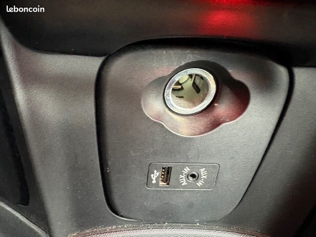 Mini MINI 5 PORTES COOPER D 116CH PACK RED HOT CHILI BOITE AUTOMATIQUE (image 28)