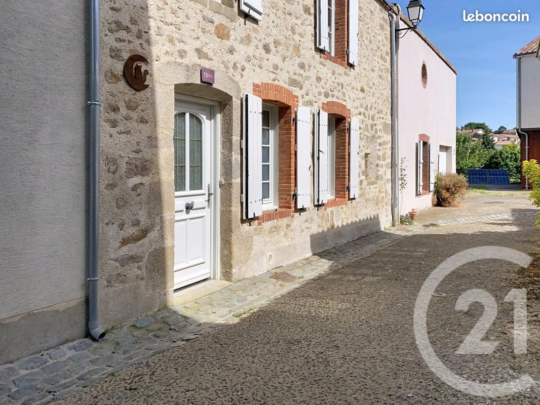 Maison 5 pièces 95 m² · à Mortagne-sur-Sèvre · 95 m² · 197 025 €