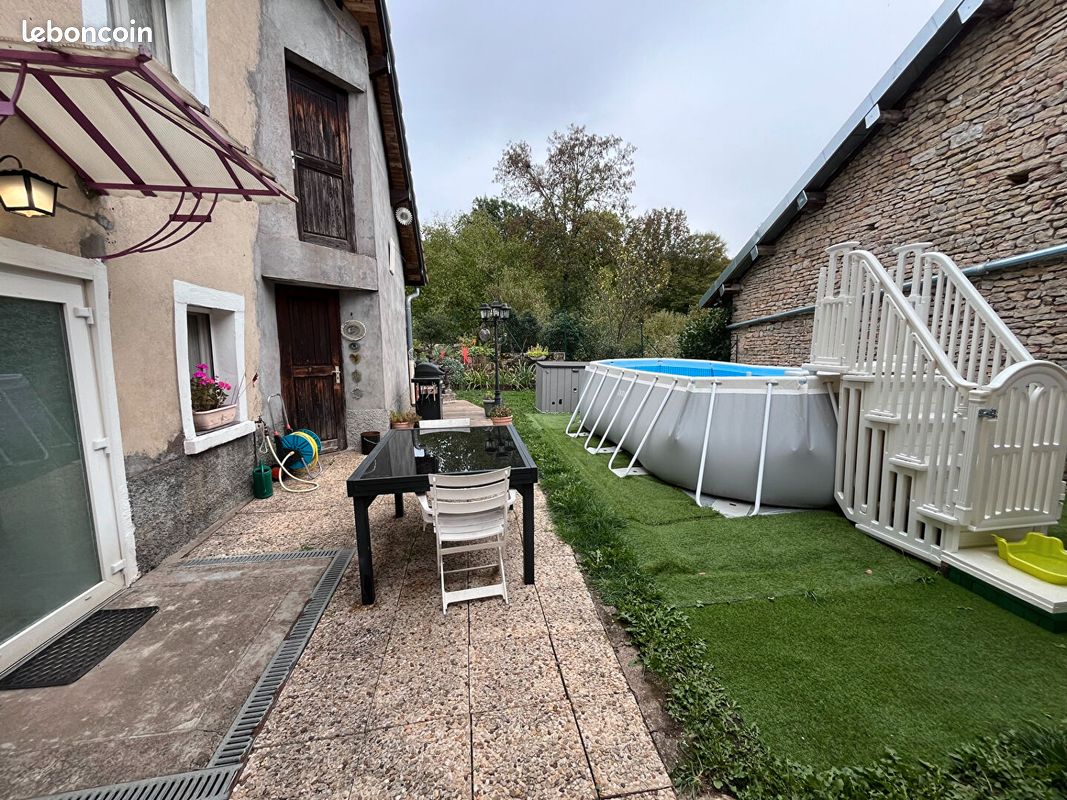 Maison 3 pièces 88 m² · à Soye · 88 m² · 99 000 €
