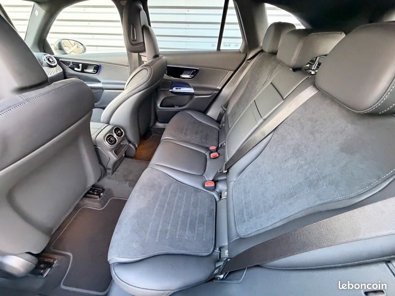 Mercedes GLC SUV 200 d 4MATIC AMG Line Li (image 10)