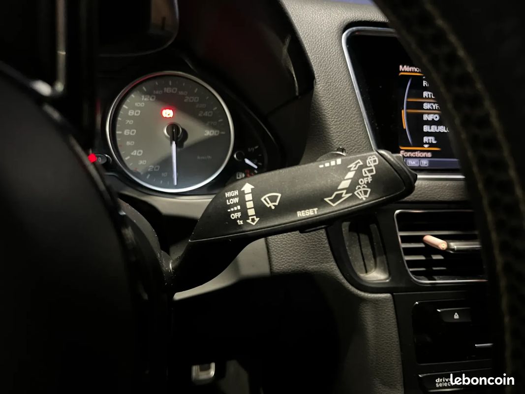 AUDI SQ5 3.0 Bi TDI 313 ch Sline - 2014 - Toit ouvrant - B&O - Caméra de recul - Siège Chauffant Av/Ar - Attelage (image 32)