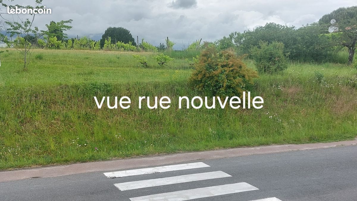 Terrain de 889 m2 A FLEAC 16730 · à Fléac · 75 000 €