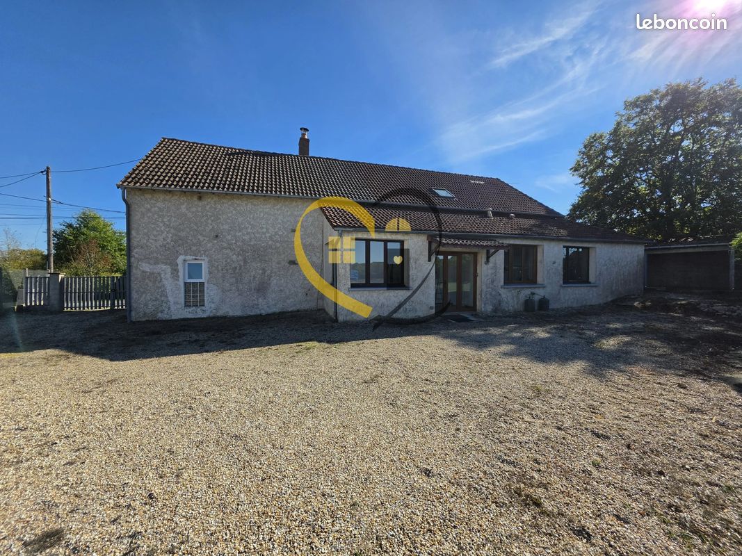 Maison 5 pièces 157 m² · à Menetou-Salon · 157 m² · 182 000 €