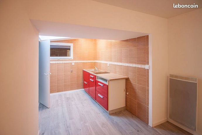 Studio 1 pièce 17 m²