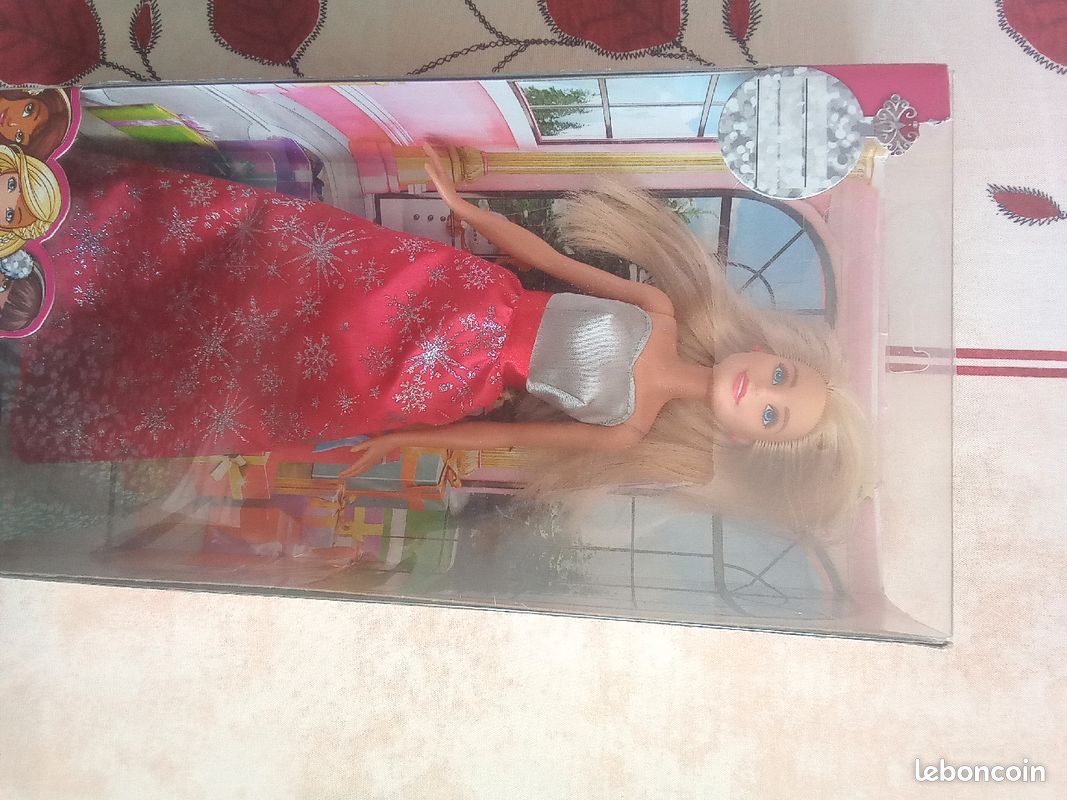 Barbie de Noël (image 2)
