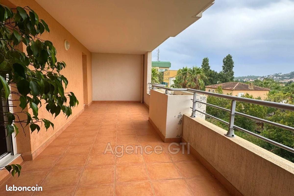 Appartement 2 pièces 46 m² · à Hyères · 46 m² · 845 €/mois
