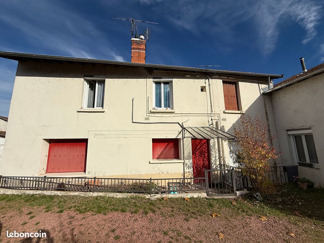 Appartement 2 pièces 52 m² · à Villerest · 52 m² · 56 000 €