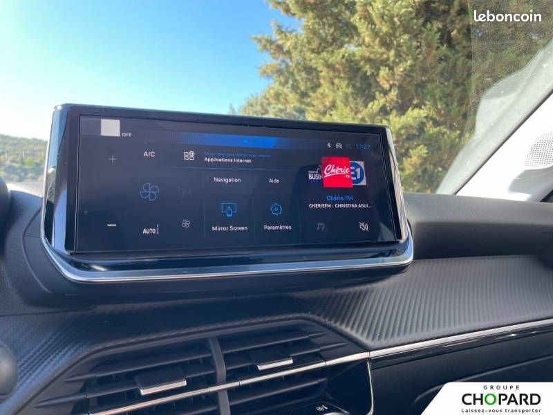 Peugeot 208 Hybrid 110 ch e-DCS6 Allure (image 14)