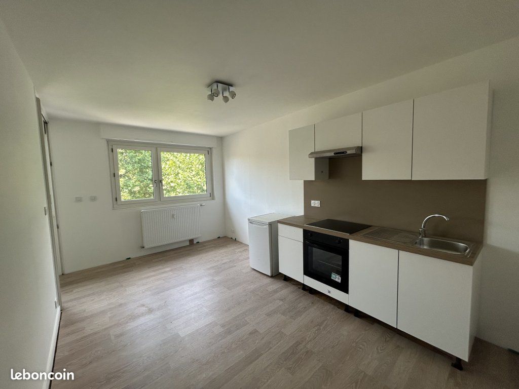 Appartement 1 pièce 30 m² · à Montbrison · 30 m² · 526 €