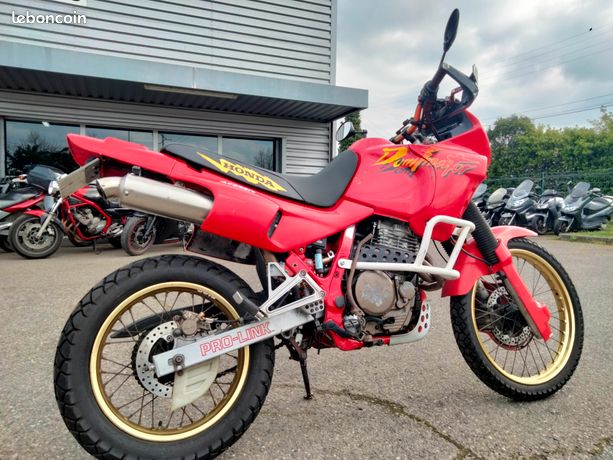 Plaquettes De Frein Tecnium Mf174 Honda Nx 650 Dominator 00