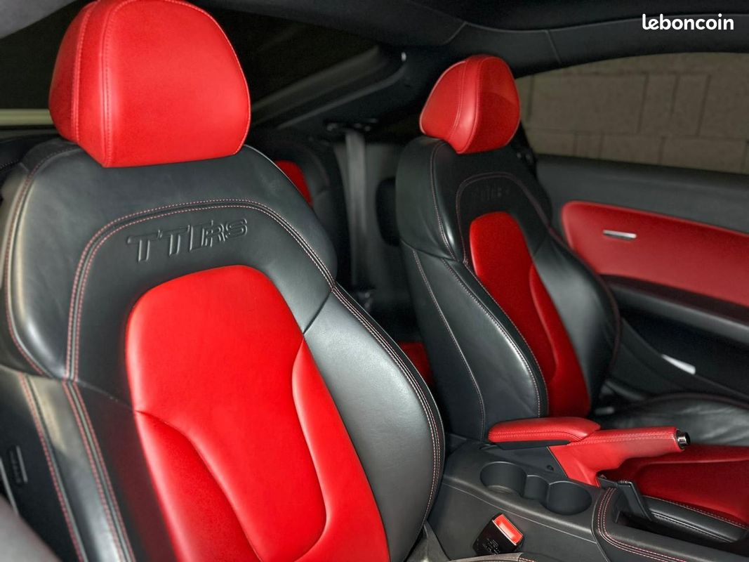 AUDI TTRS ENTRETIEN AUDI/ PALETTES AU VOLANT/ 2.5 TFSi 340Ch BV S-tronic (image 19)