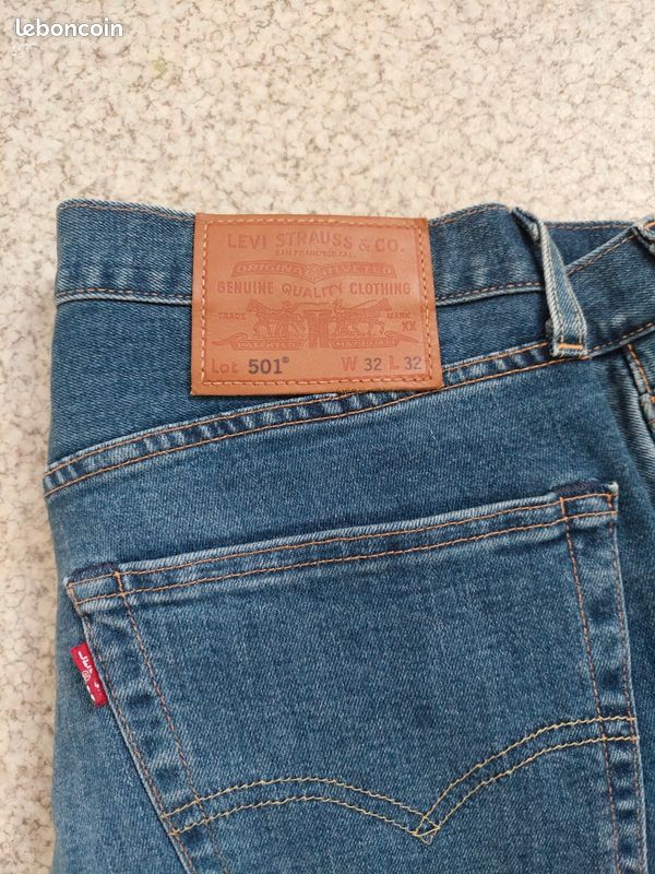 Levis 501 W32 L32. Très Très Bon État (image 2)