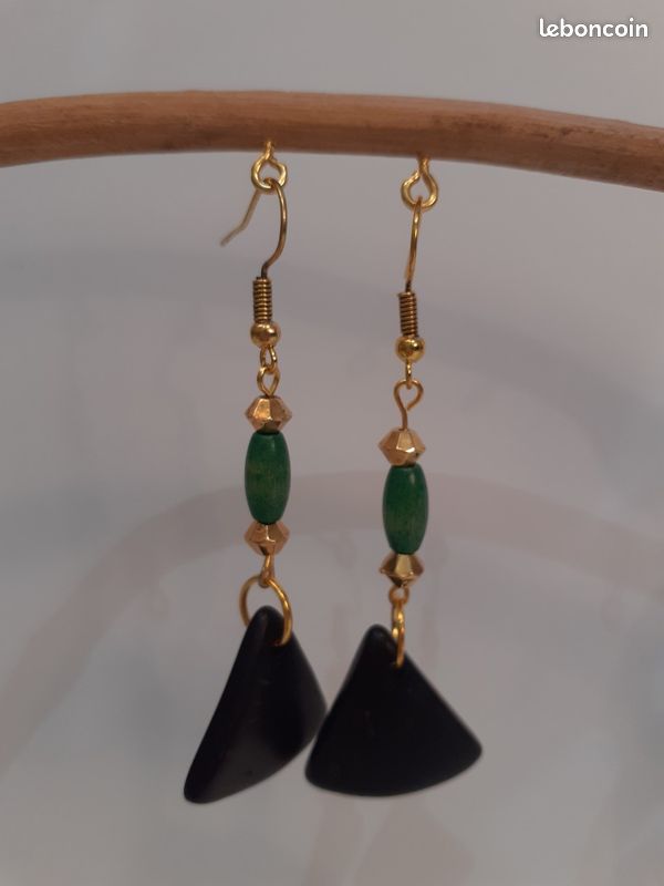 Boucles d’oreilles faites main et uniques (image 1)