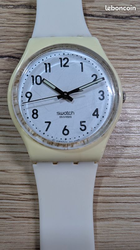 White Swatch Gw1510 Swatch Gw1510 Swatch Plastic Originals Medium
