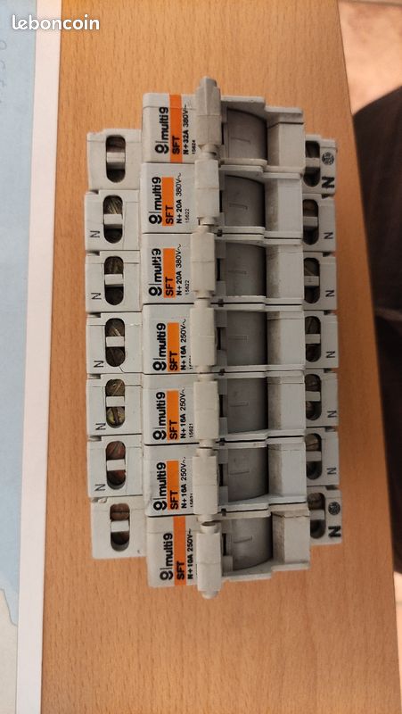 Porte fusible pour tableau électrique (image 1)