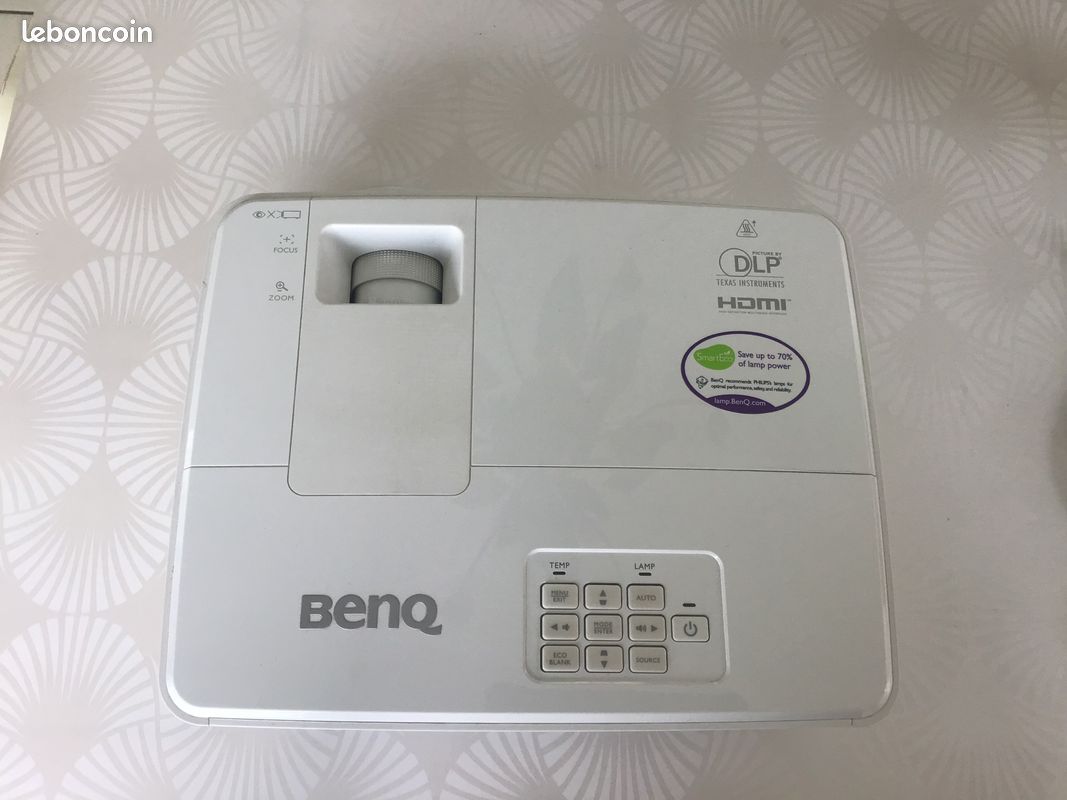 Vidéo projecteur BENQ tw523p avec télécommande (image 3)