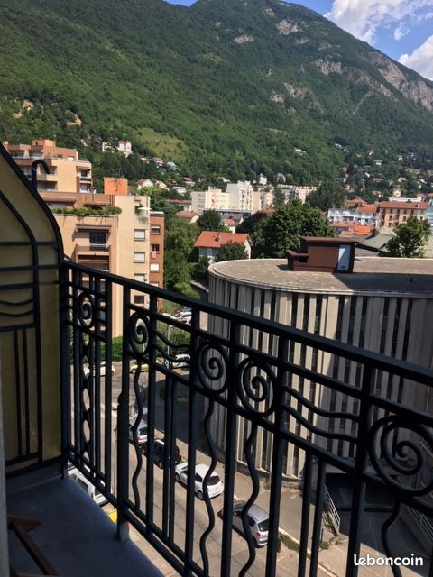 Appartement a louer grenoble - 1 pièce(s) - 38 m2 - Surfyn