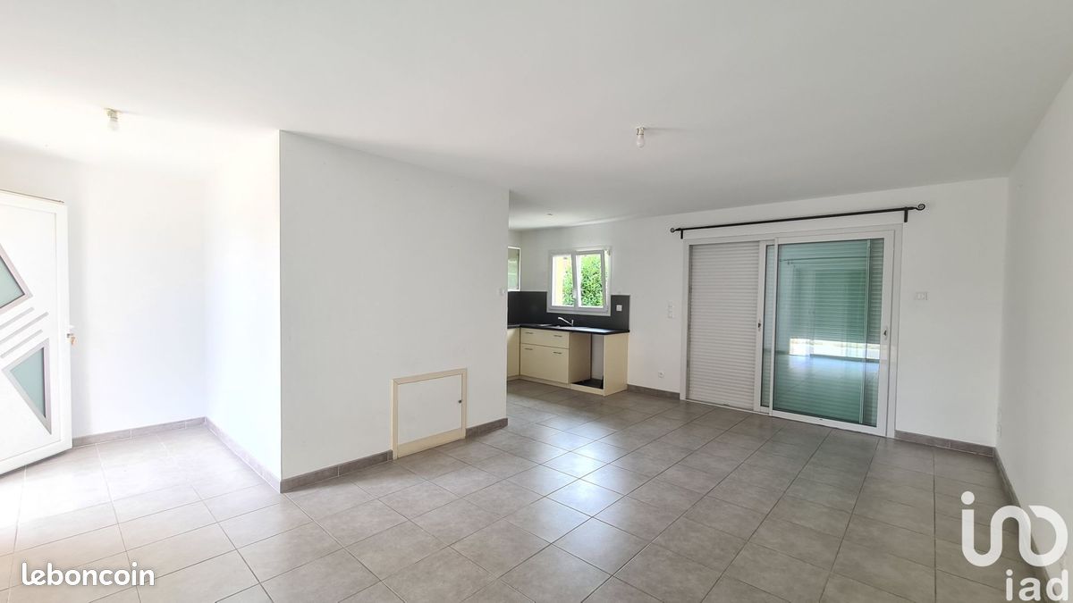 Maison 5 pièces 92 m² - Béruges 86190 (image principale 3)