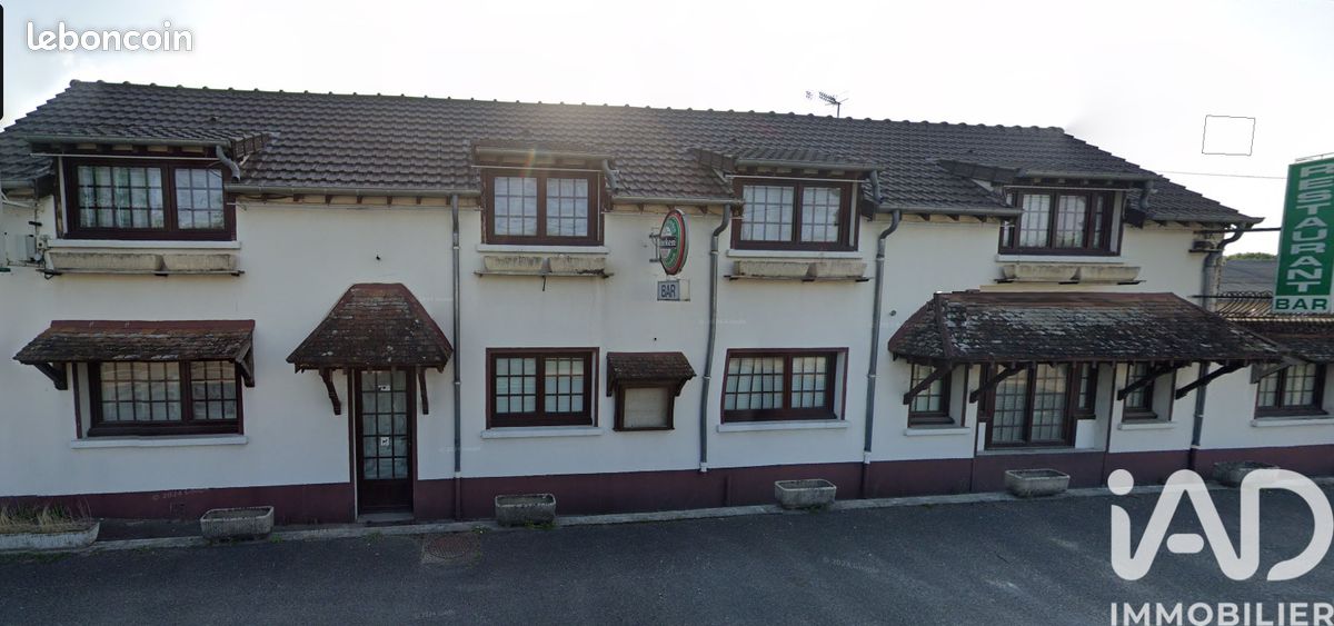 Local commercial 400 m² · à Dordives · 400 m² · 449 500 €